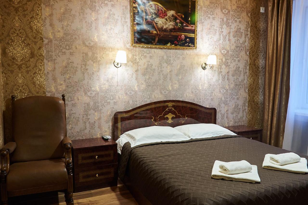 Hotel Royal Połtawa Zewnętrze zdjęcie